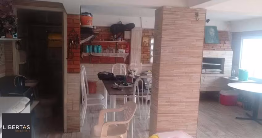 Sobrado para Venda - 300m², 5 dormitórios, Nonoai