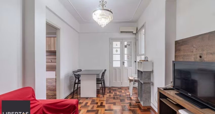 Apartamento 2 dormitórios no Centro Histórico