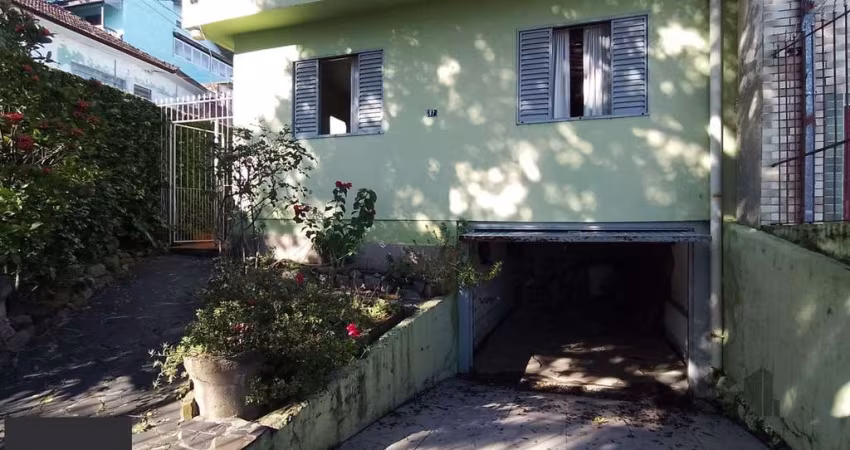 Casa 3 dormitórios à venda Vila Jardim Porto Alegre/RS