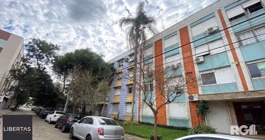 Apartamento à venda no Menino Deus, com 3 quartos (sendo 1 suíte), 3 banheiros,
