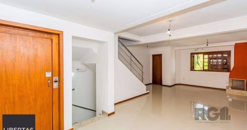 Casa 320m², 3 dormitórios, 3 vagas no bairro Jardim Itu