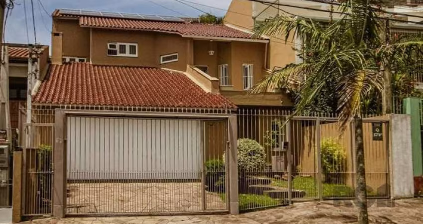 Casa 3 dormitórios à venda Santo Antônio Porto Alegre/RS