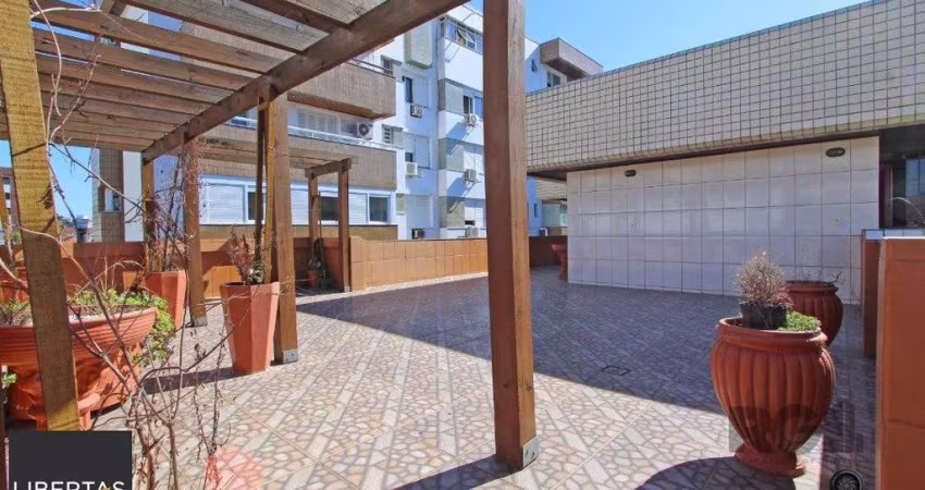 Raridade na Santana, uma casa nas alturas.