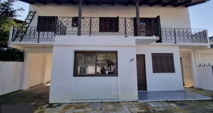 Ampla Casa Bairro Jardim Isabel 4 Dormitórios e Piscina