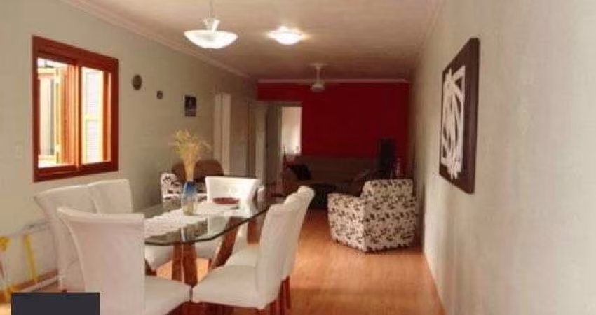 Casa para Venda - 330m², 4 dormitórios, sendo 1 suites, 3 vagas - Santana