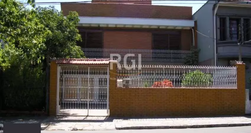 Casa para venda - 524.96m², 5 dormitórios, sendo 1 suites, 6 vagas - medianeira
