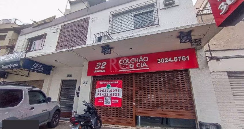Cobertura para Venda - 230m², 3 dormitórios, 2 vagas - Petrópolis