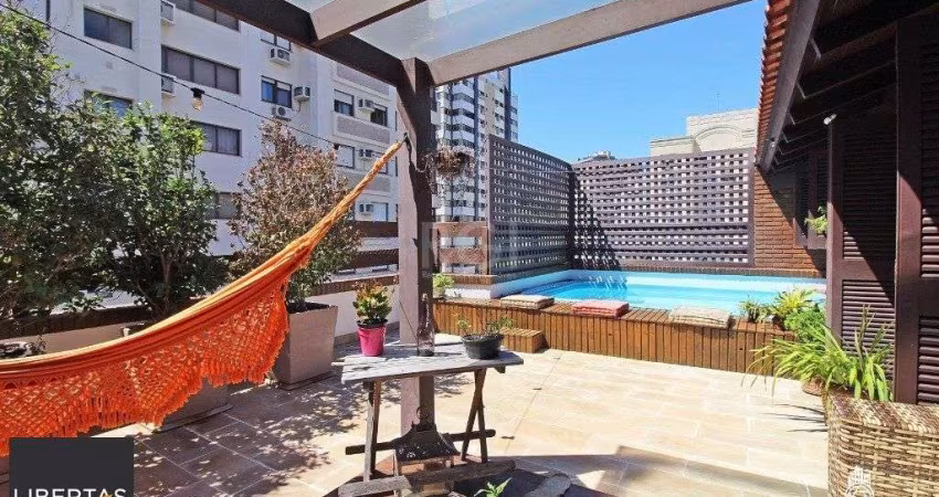 Cobertura para Venda - 230m², 3 dormitórios, sendo 2 suites, 2 vagas - Auxiliado