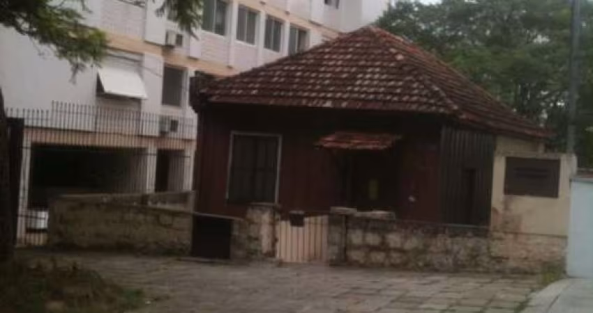 Terreno para Venda - 296m², 0 dormitórios, Auxiliadora