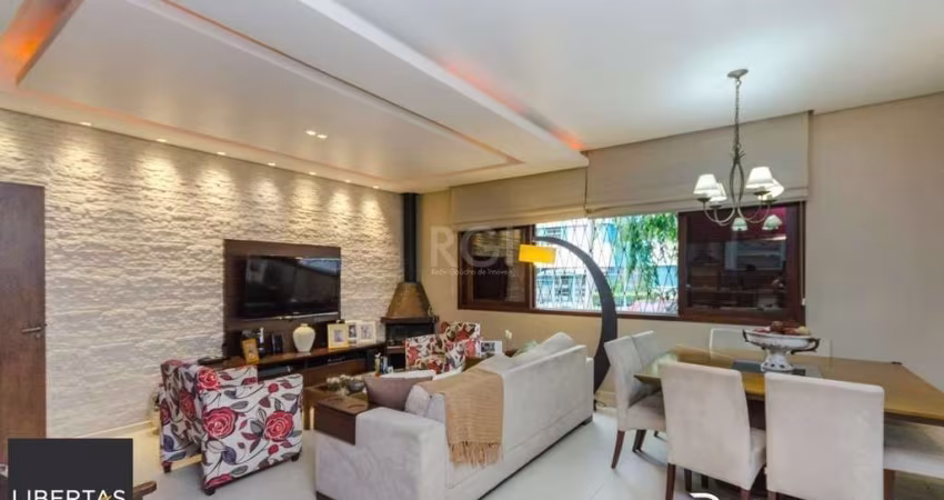 Casa para Venda - 216m², 4 dormitórios, sendo 1 suites, 4 vagas - Menino Deus