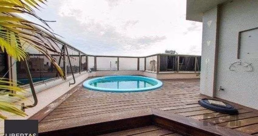 Vende-se ampla cobertura com 2 quartos transformados em 1 ampla suíte martes com
