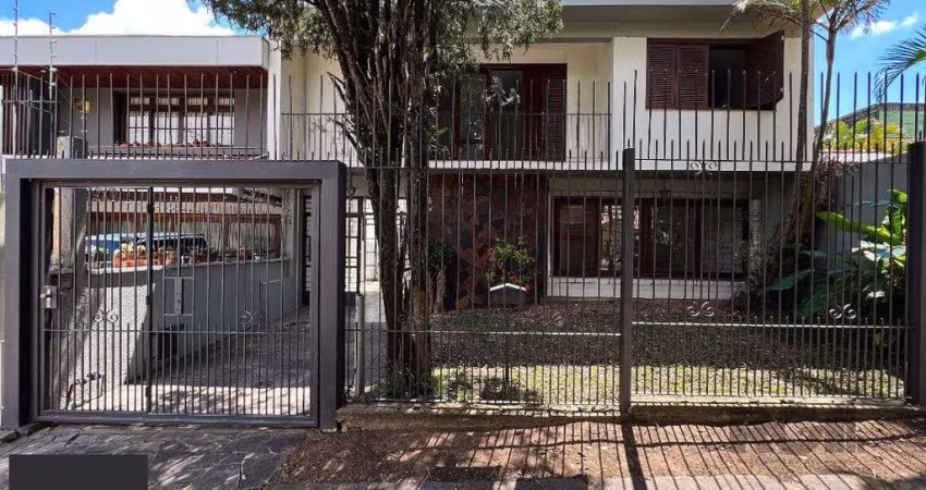 Casa/sobrado para Comprar com 4 dormitórios no bairro  Chácara das Pedras.