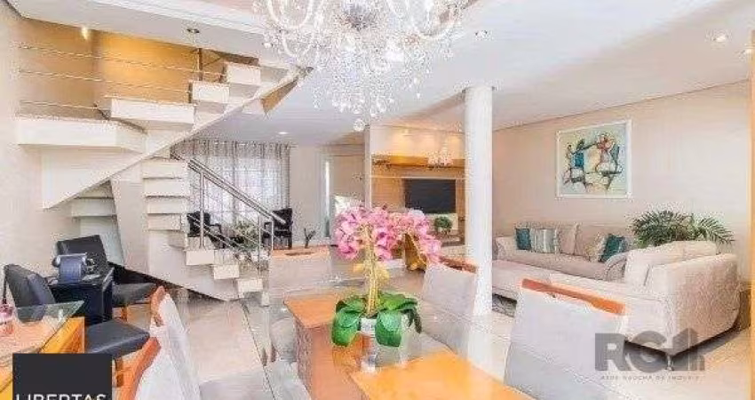 Casa  impecável com 3 quartos (1 suíte) e 2 vagas cobertas,