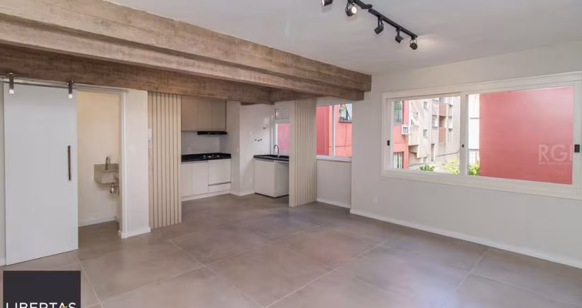 Apartamento para Venda - 72.19m², 2 dormitórios, 1 vaga - Bom Fim
