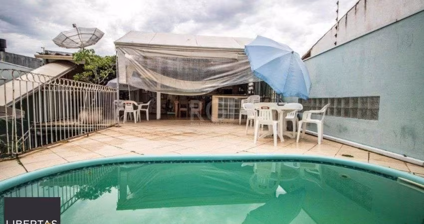 Casa para Venda - 169m², 3 dormitórios, sendo 1 suites, 4 vagas - Ipanema