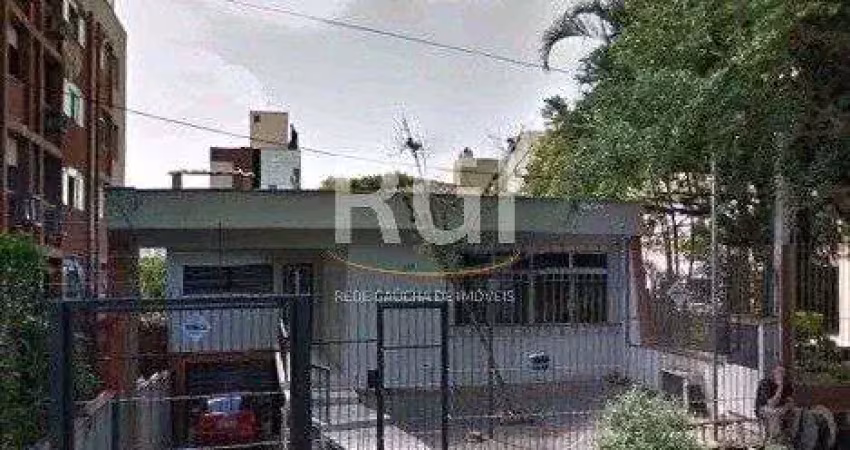 Casa para venda - 250m², 3 dormitórios, 2 vagas - petrópolis