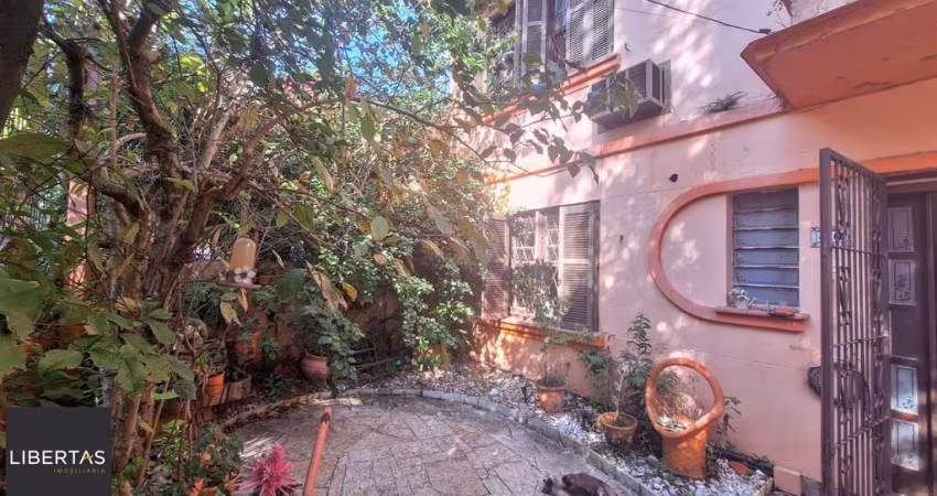 Casa com  5 quartos no bairro Petrópolis!