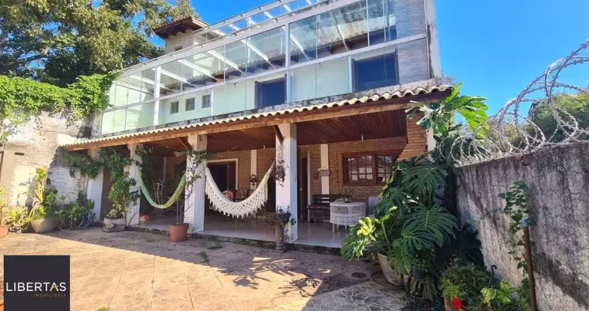 Casa com 4 quartos à venda na Rua Santa Cruz, 33, Santa Tereza, Porto Alegre