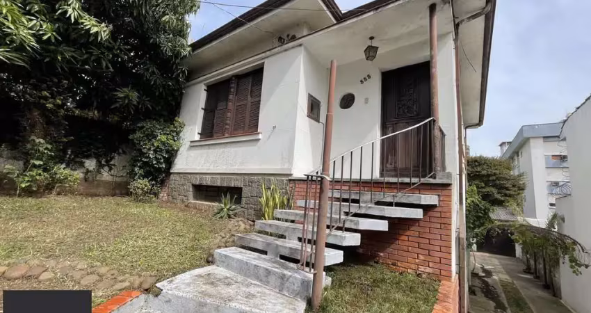 Casa com 3 dormitórios e ampla garagem bairro higienópolis