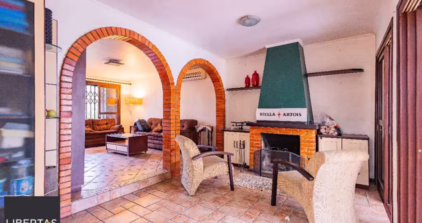 Casa com 3 quartos à venda na Rua Comandai, 550, Cristal, Porto Alegre