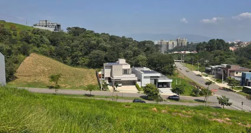 Terreno com 450m², declive, res. bosque do horto, jundiaí/sp