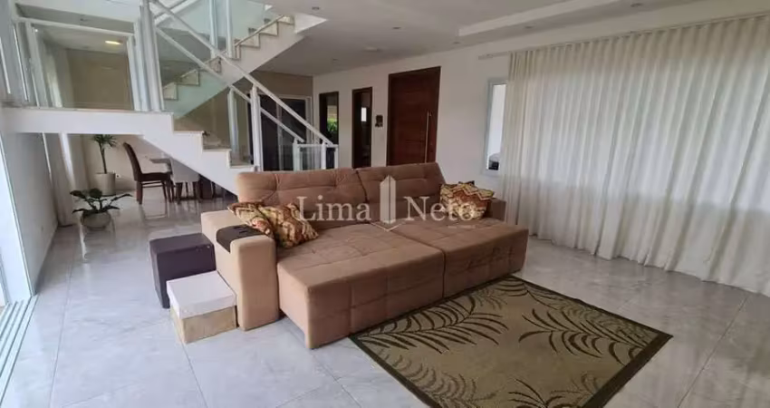 Maravilhosa casa em condomínio | 280m² | 4 dormitórios | piscina aquecida