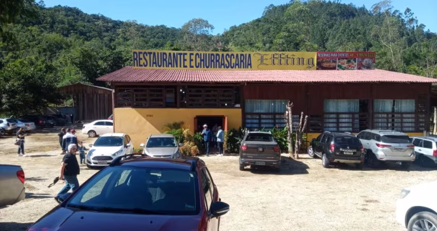 Galpão /churrascaria  com 300 ² e terreno com  3. 626, 04 m²