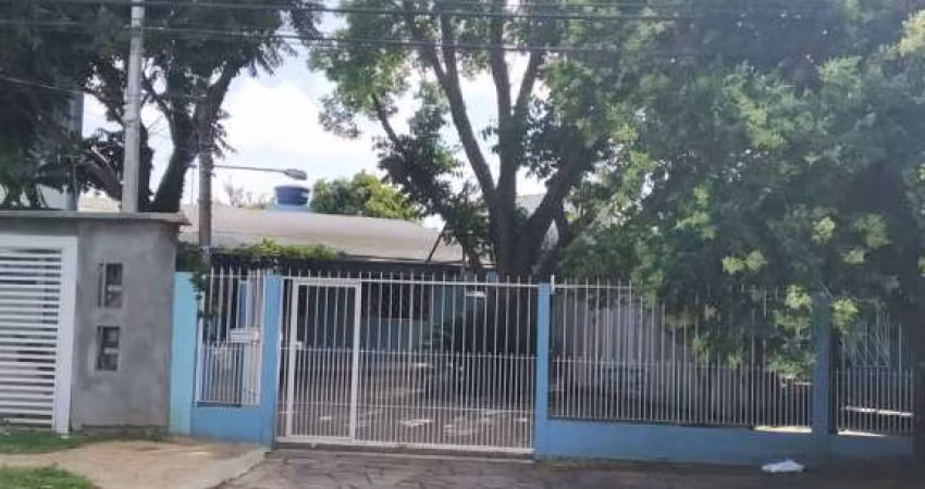 Casa de alvenaria no bairro Niterói Canoas -RS