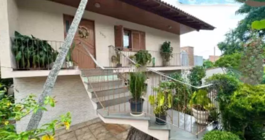 Sobrado Tríplex no bairro Olaria em Canoas Rs