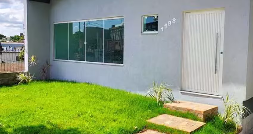 Casa 3 dormitórios com suite reformada 4 vagas -rua padre claret -  esteio