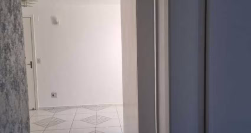 Apartamento Térreo no Residencial Condomínio Alamos