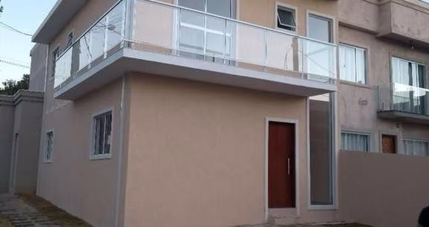 SOBRADO EM CONDOMINIO FECHADO NO PINHEIRINHO - SOBRADO EM CONDOMINIO FECHADO NO PINHEIRINHO