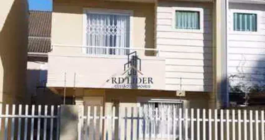 Sobrado com 3 quartos e garagem para 3 carros  no bairro novo mundo em curitiba