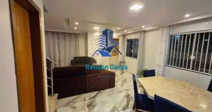 Sobrado triplex de esquina com 3 quartos e 3 vagas no sítio cercado - conforto e localização privilegiada!