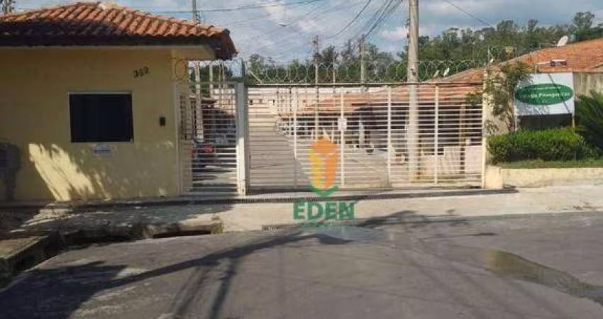 Casa Térrea com 2 quartos, 1 banheiro, garagem coberta para 2 carros, à Venda no Condomínio Villagio Pitangueiras, Jardim Maria Elvira, Sorocaba/SP