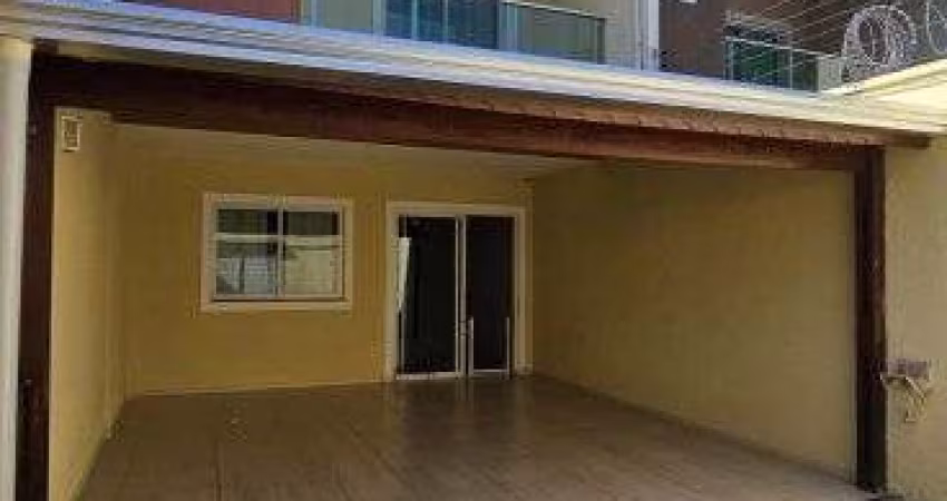Casa Duplex com 4 quartos e moveis fixos projetados no Eusébio!