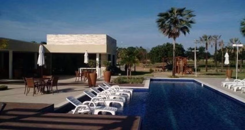 LOTE DE ESQUINA CONDOMÍNIO JARDINS DO LAGO! ÁREA DE 374,48M2 FRENTE LIVRE.