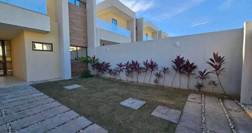 Linda Casa Duplex em rua Privativa com 4 suítes para venda com 170 m2