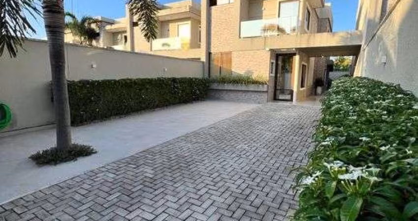 CASA DUPLEX COM 4 SUITES E AMPLO ESPAÇO NO EUSÉBIO!