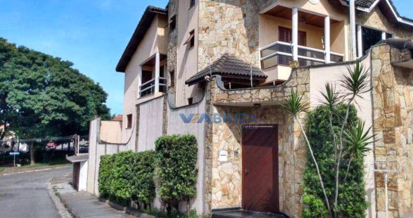 Sobrado com 3 dormitórios à venda, 279 m² por R$ 899.000,00 - Jardim Santa Mena - Guarulhos/SP