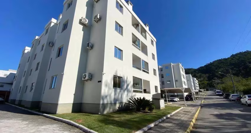 Apartamento com 2 quartos para alugar em Fundos, Biguaçu 