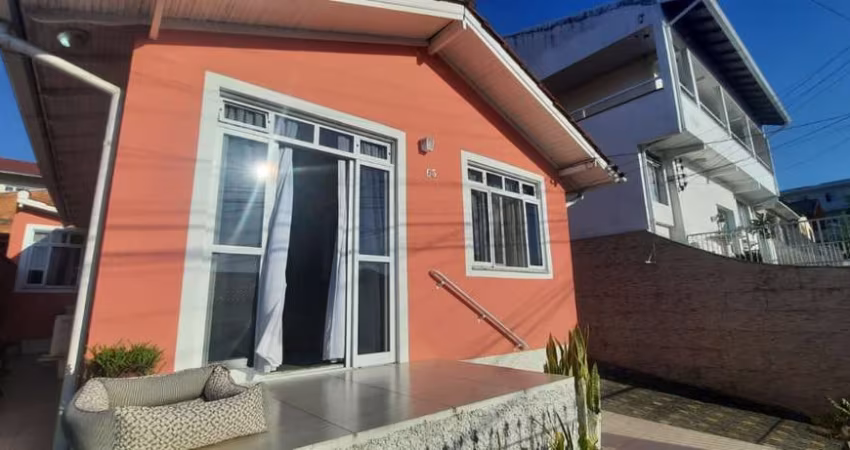 Casa com 3 quartos à venda na Bela Vista, São José 