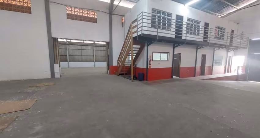 Barracão / Galpão / Depósito para alugar na Serraria, São José 