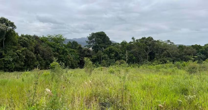 Terreno à venda no Forquilhas, São José 