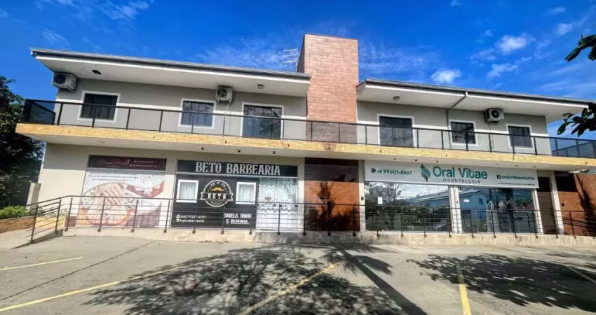 Casa comercial à venda em Rio Caveiras, Biguaçu 