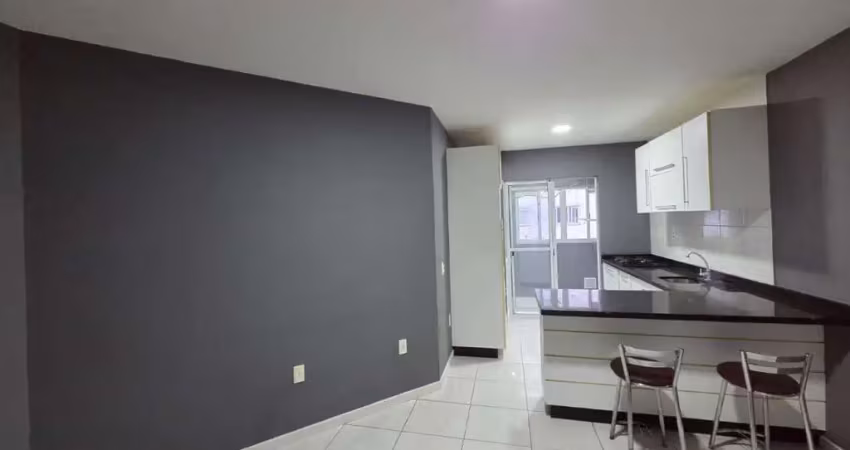 Apartamento com 2 quartos para alugar em Fundos, Biguaçu 