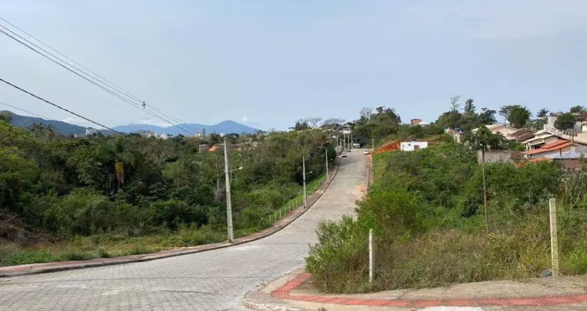 Terreno à venda em Fundos, Biguaçu 