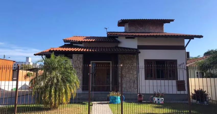 Casa com 3 quartos à venda em Rio Caveiras, Biguaçu 