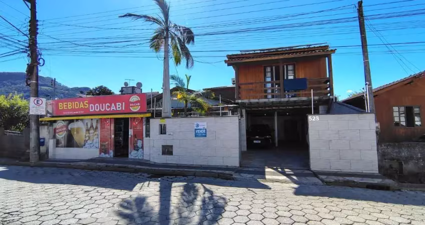 Casa com 5 quartos à venda em Fundos, Biguaçu 
