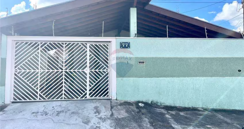 CASA COM EDÍCULA EM MOGI MIRIM/SP. $ 250.000,00